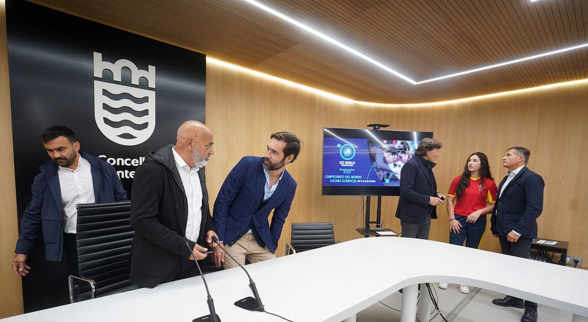 Presentación oficial dos mundiais de loitas olímpicas e grappling que se celebran en Pontevedra