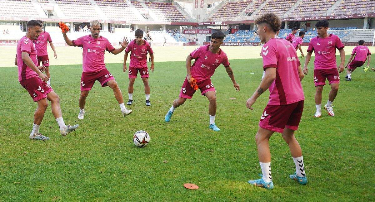 Entrenamiento del Pontevedra en Pasarón