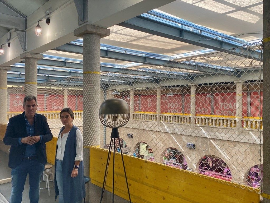 Rafa Domínguez e Pepa Pardo no Mercado