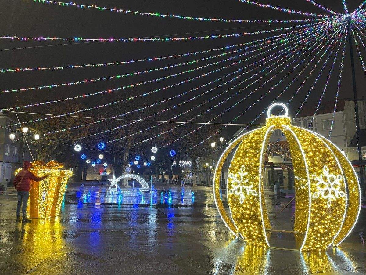 Iluminación de la Navidad 2021 en Ponte Caldelas