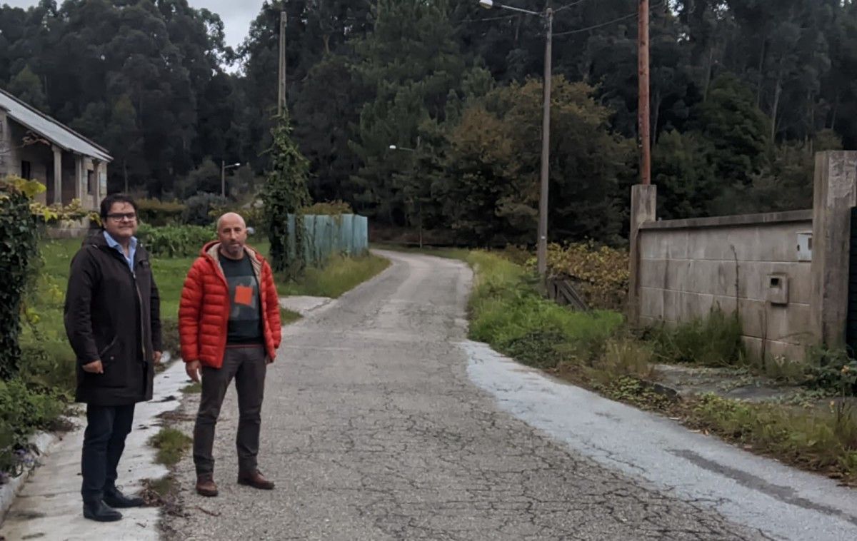 Gregorio Agís eJulio Casás visitan o Camiño da Urxeira