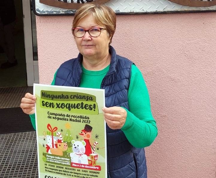 Rosa Fernández, concejala de Benestar Social de Poio, presenta la campaña 'Ningunha crianza sen sorriso'