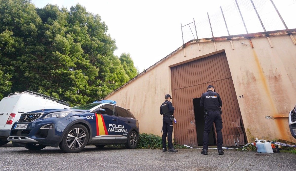 Operación policial para desmantelar una planta de marihuana en Mourente