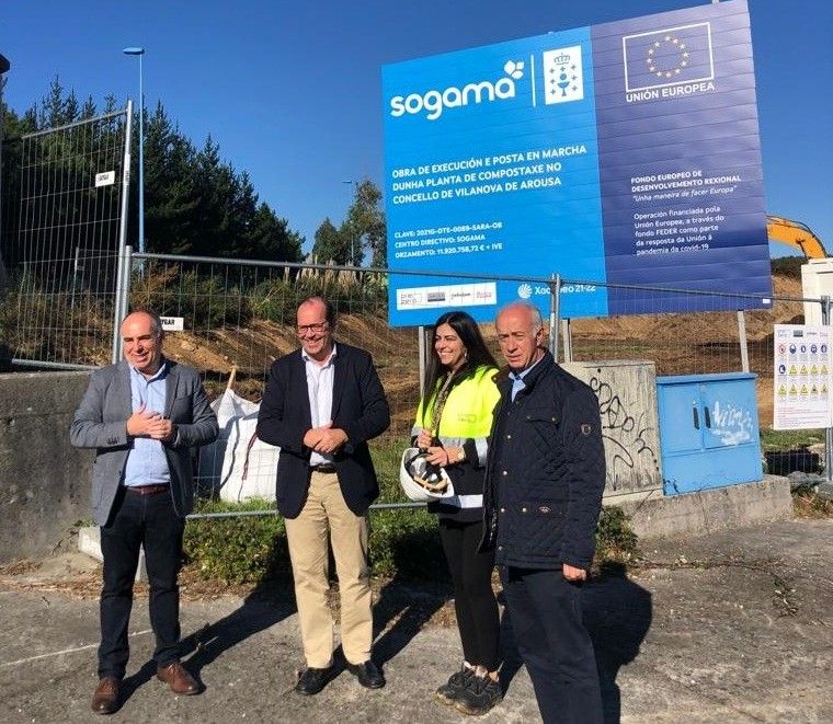 Visita del presidente ejecutivo de Sogama, Javier Domínguez, a las obras de la futura planta de biorresiduos de Vilanova de Arousa acompañado por el alcalde Gonzalo Durán