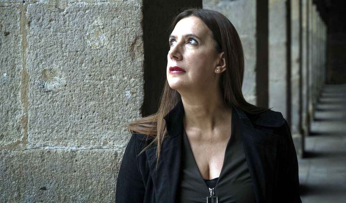 Dolores Redondo acaba de publicar la novela 'Esperando al diluvio'