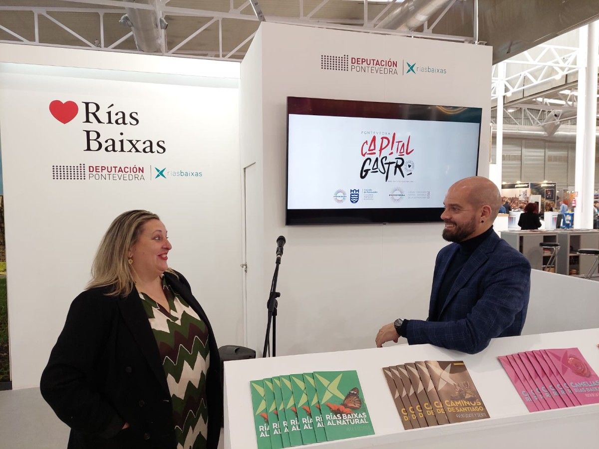 Os concelleiros socialistas Yoya Blanco e Iván Puentes na Feira Internacional de Turismo de Interior, que se celebra en Valladolid 