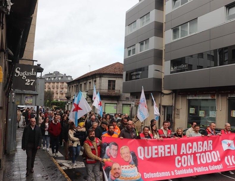 Manifestación en defensa de la sanidad pública en Caldas convocada por el BNG