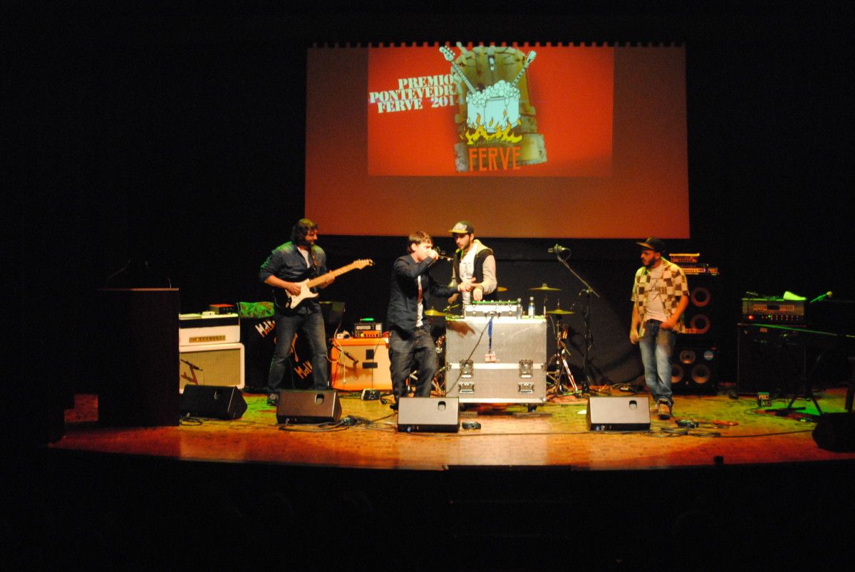 Una de las actuaciones musicales de la gala de entrega de los premios PontevedraFerve
