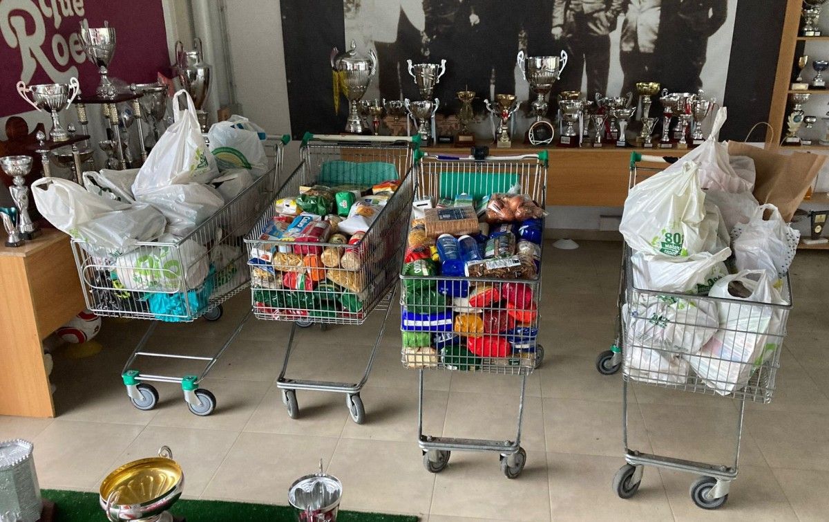 Alimentos recadados en Pasarón no partido de Primeira RFEF contra o Rayo Majadahonda 