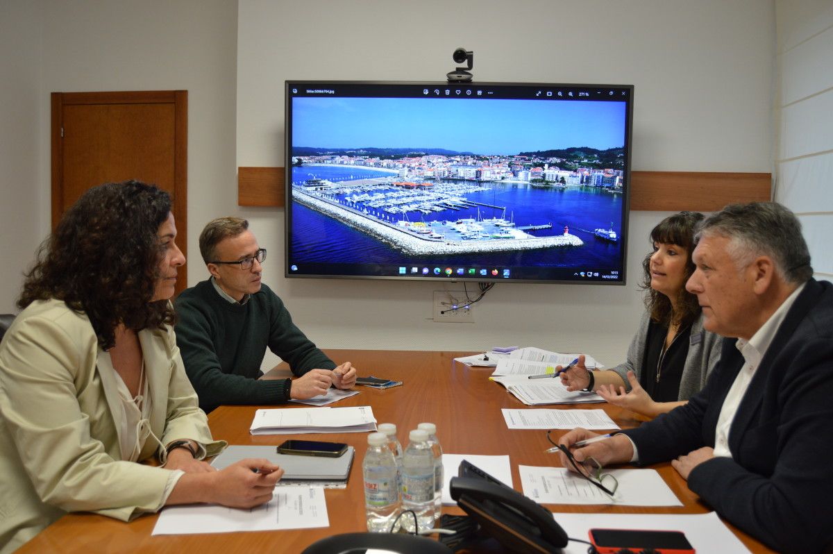 Reunión de Portas de Galicia con el Concello de Sanxenxo