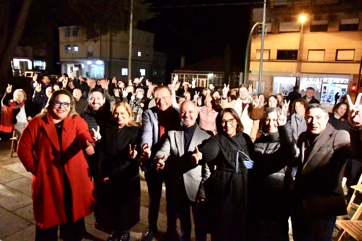 Acto de presentación de José Sanmartín como candidato do PSOE en Barro