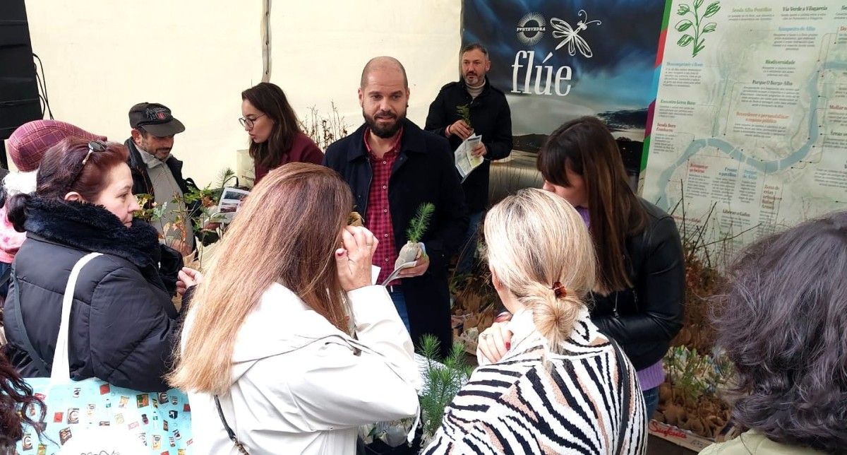 Iván Puentes, concelleiro de Desenvolvemento Sostible e Medio Natural, explica o programa Pontevedra Flúe