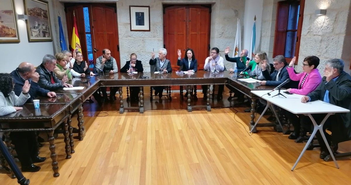 La Corporación municipal aprueba por unanimidad nombrar a título póstumo a Magín Froiz (1943-2022) como Hijo Adoptivo de Poio