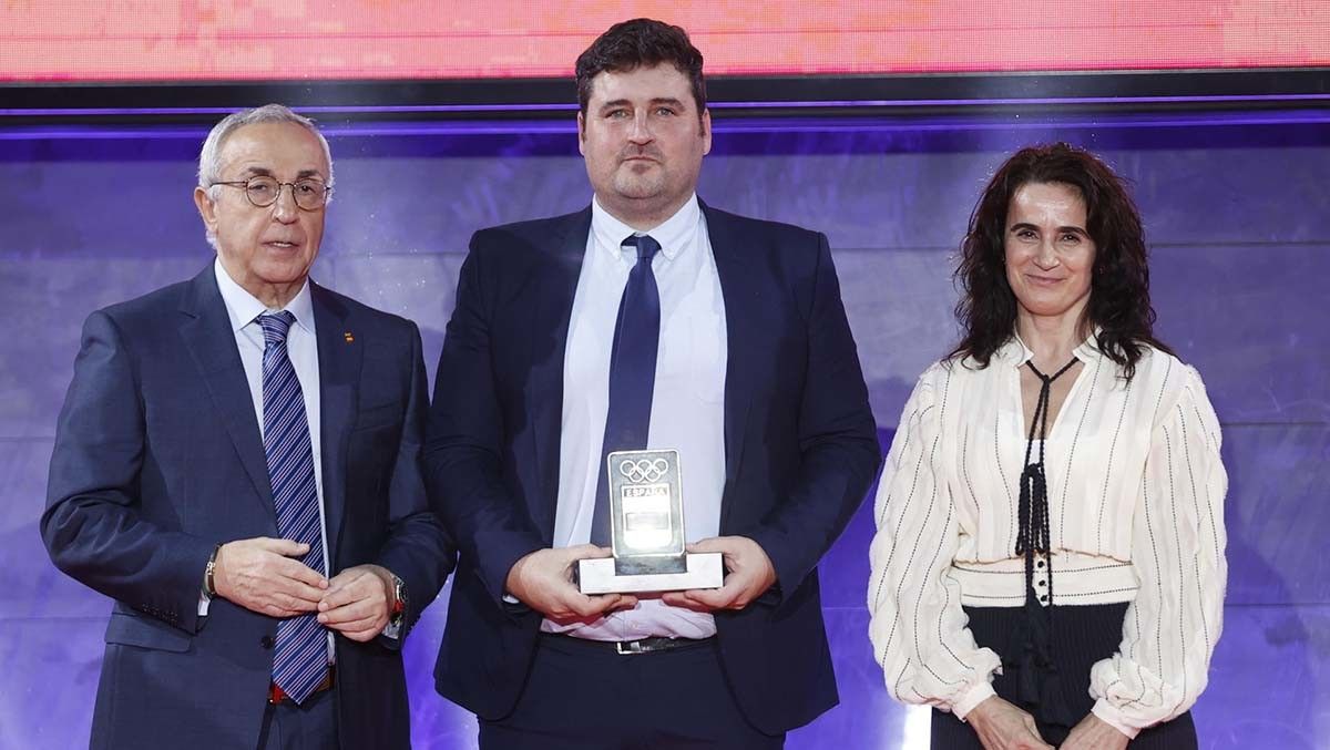 David Cal recibe el premio "Leyenda masculina" del COE