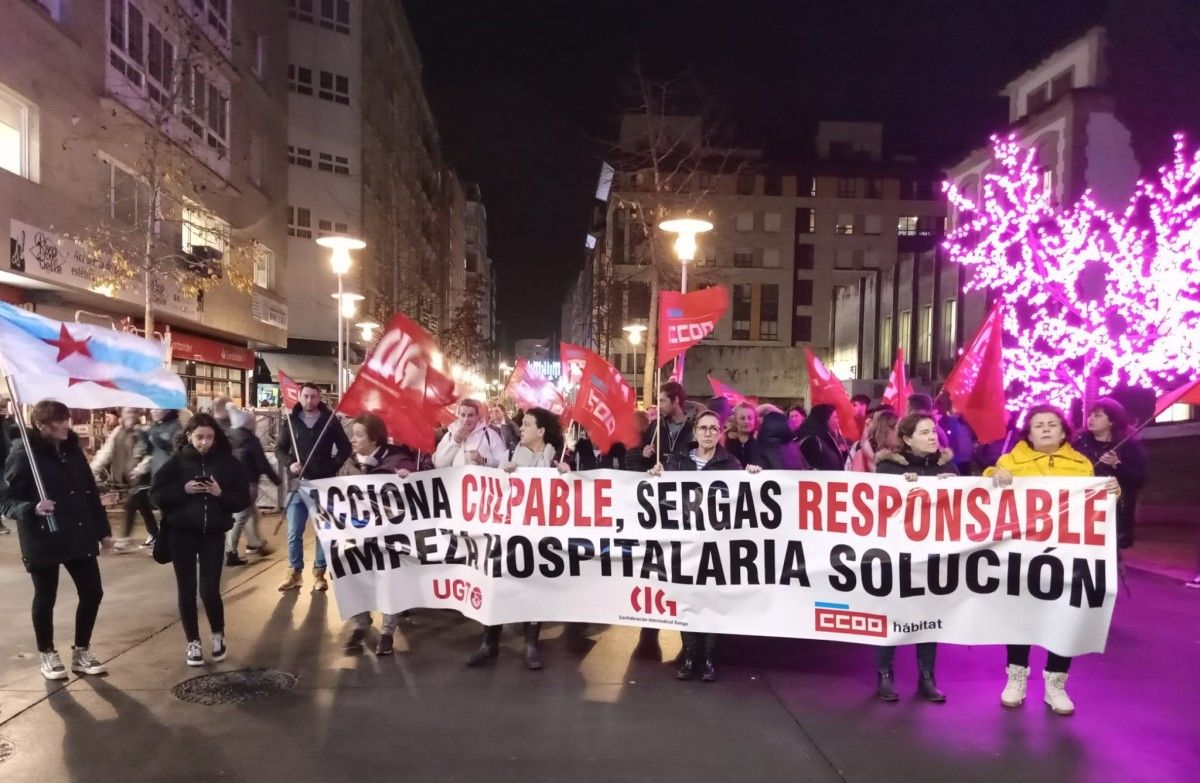 Protesta del personal de Acciona por el despido de una trabajadora