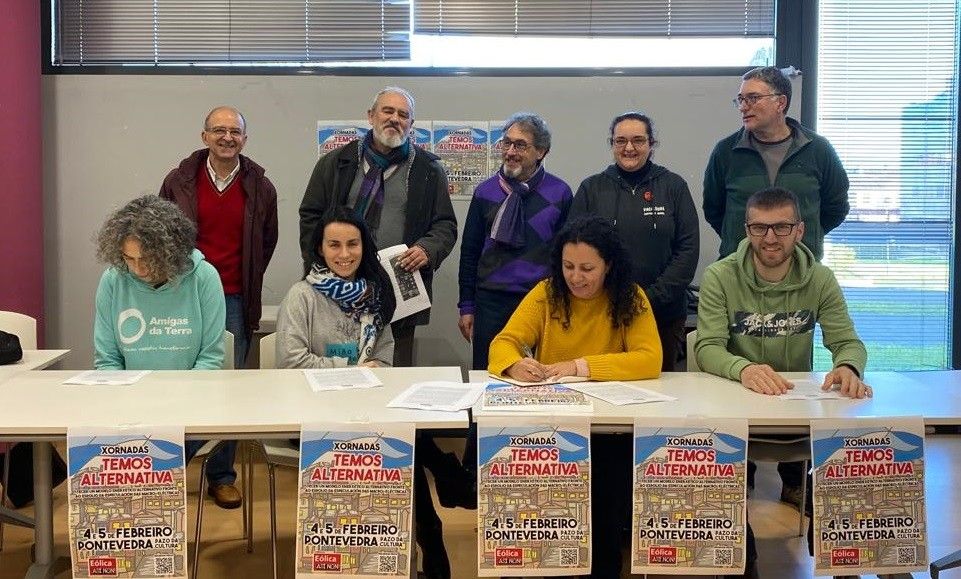 A Coordinadora 'Eólica Así Non' presentou as xornadas "Temos Alternativa" A Coordinadora 'Eólica Así Non' presentou as xornadas "Temos Alternativa"