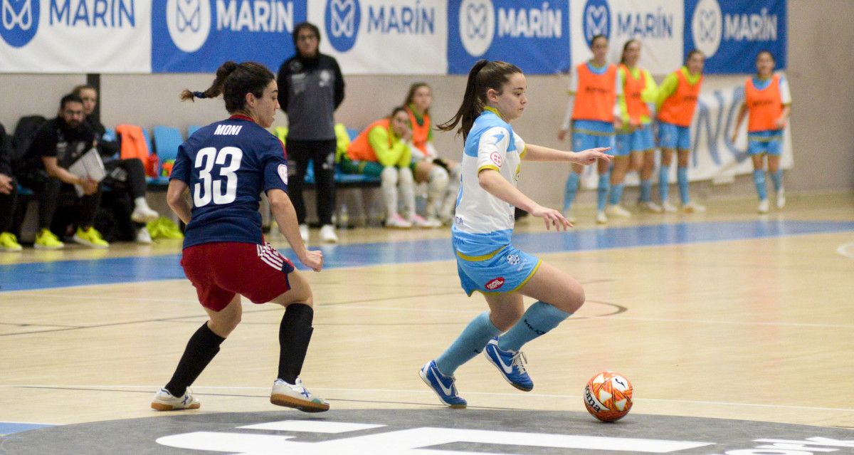 Partido entre Marín Futsal e Rayo Majadahonda na Raña