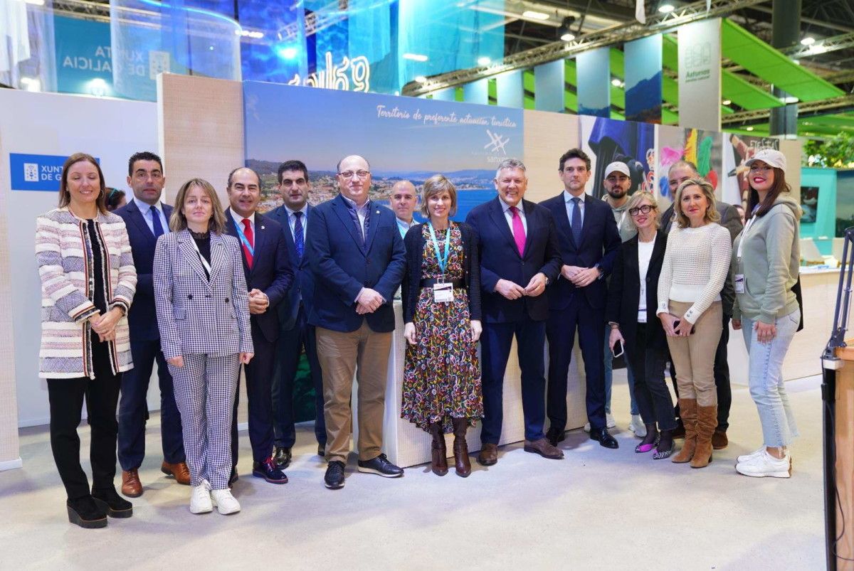 Delegación de Sanxenxo en Fitur con representantes de la Xunta