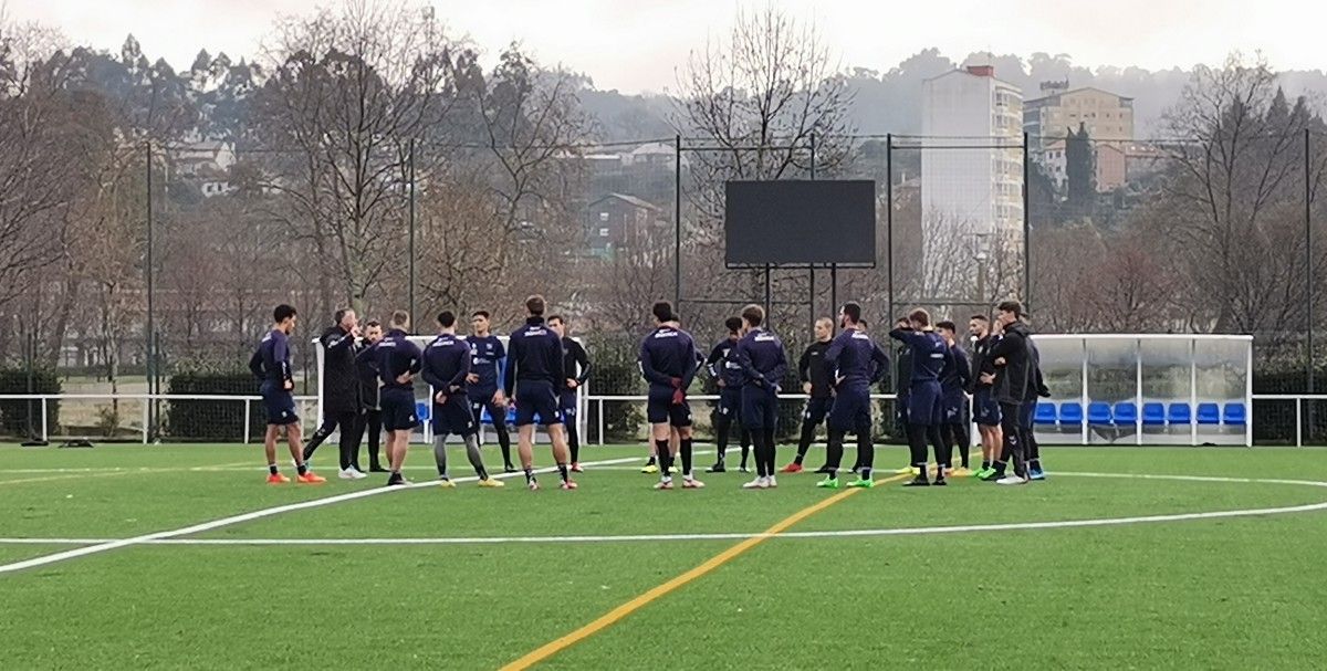Primer entrenamiento de Toni Otero como entrenador del Pontevedra