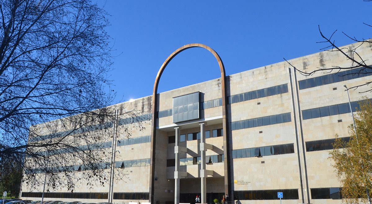 Facultad de Ciencias Sociales y de la Comunicación