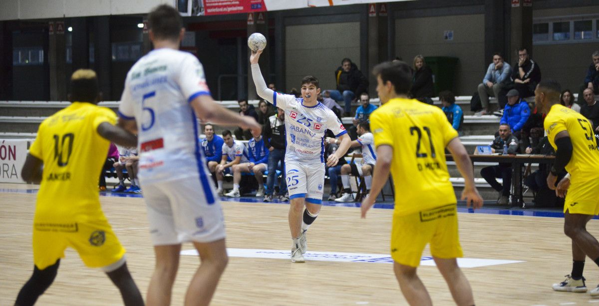 Carlos Ocaña, no partido do II Torneo Cidade de Pontevedra entre Cisne e ABC Braga