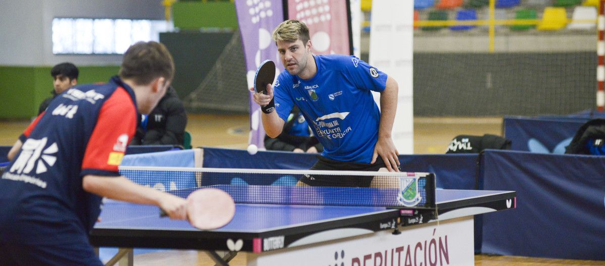 Partido de Superdivisión Masculina entre el Tenis de Mesa Monte Porreiro y el L'Escala