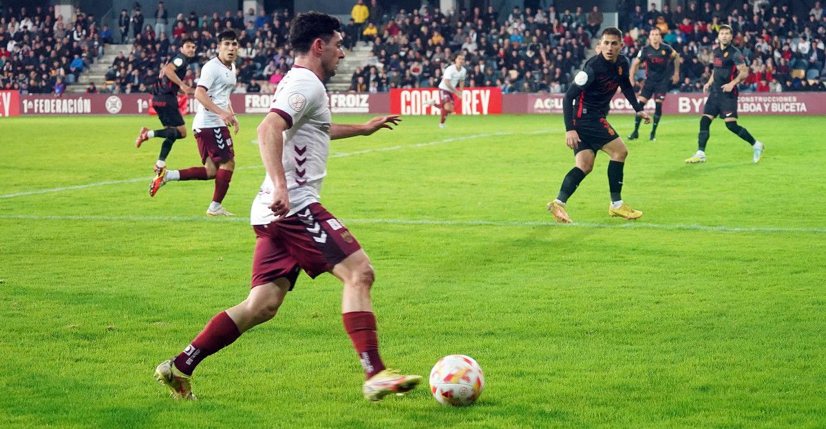 Partido de Copa do Rei entre Pontevedra e Mallorca en Pasarón