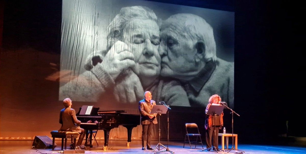 Víctor Carbajo, Luis Santana y Charo López en 'Verso a verso'