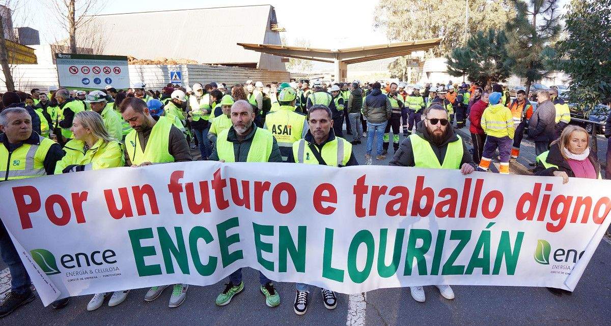 Concentración de los trabajadores de ENCE