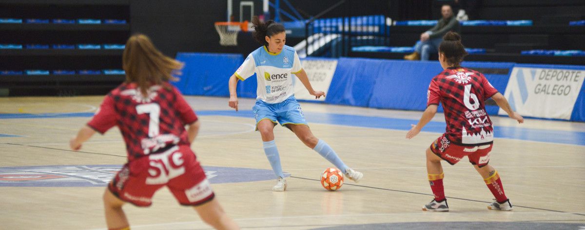 Partido entre Marín Futsal y Sala Zaragoza en A Raña