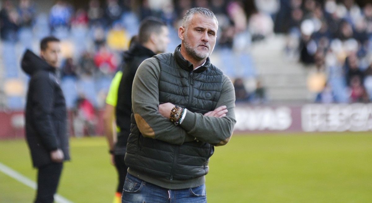 Partido de Primera RFEF entre Pontevedra CF y Real Madrid Castilla en Pasarón