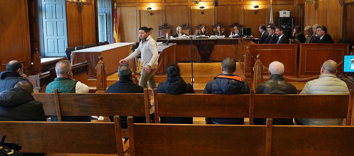 Xuízo contra unha rede acusada de traer droga de Ecuador a España oculta en contedores de froita
