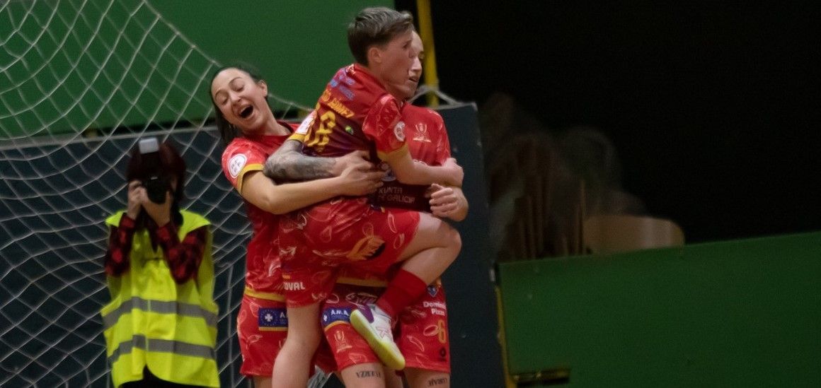 Semifinal de Copa Galicia entre Poio Pescamar y Burela en Príncipe Felipe