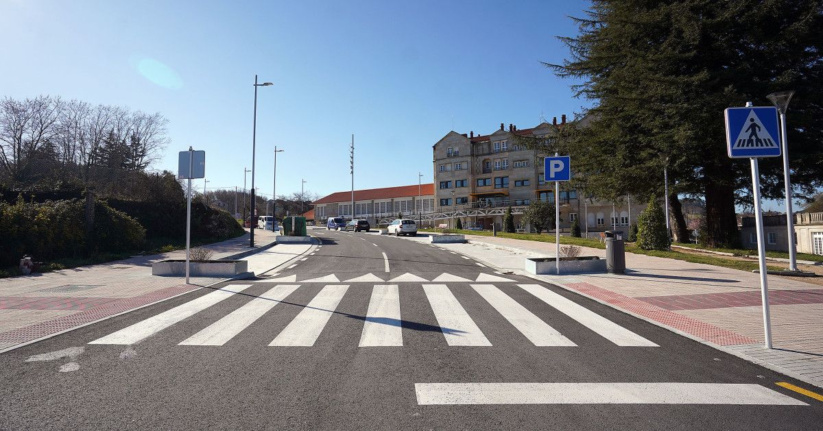 Apertura ao tráfico do novo vial entre Campolongo e a Avenida de Vigo