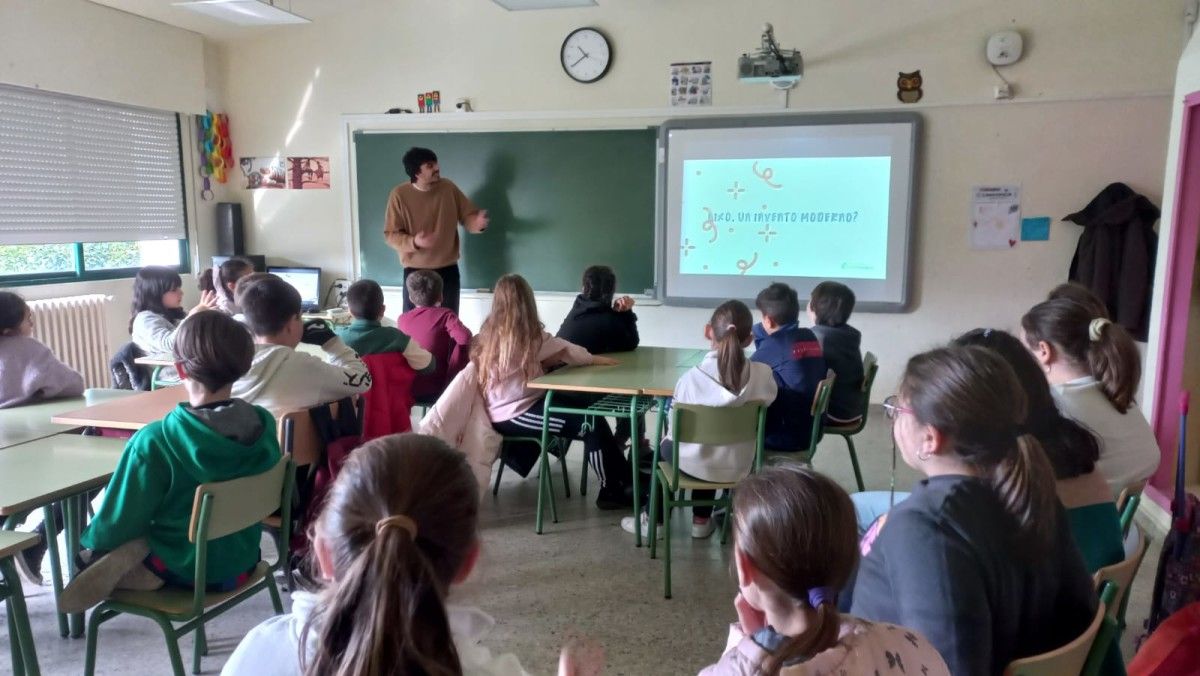 Escolares nun aula