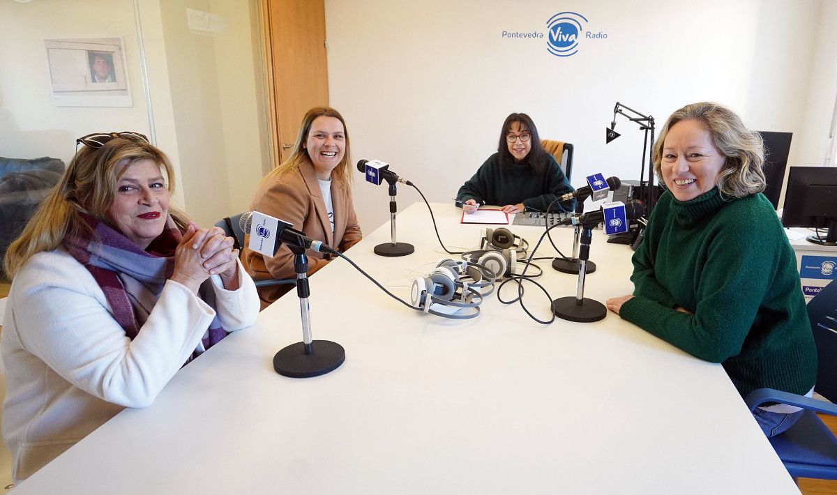 Mariscadoras de la Cofradía San Telmo en las 'Conversas na Ferrería' de PontevedraViva Radio