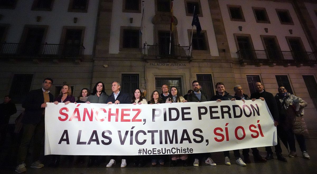 Concentración do PP contra a Lei do 'só si é si'