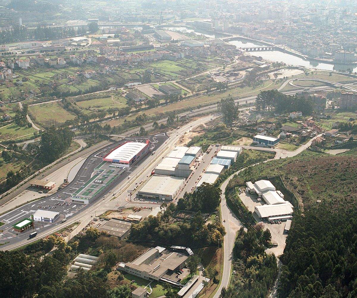 Infografía do polígono comercial do Vao