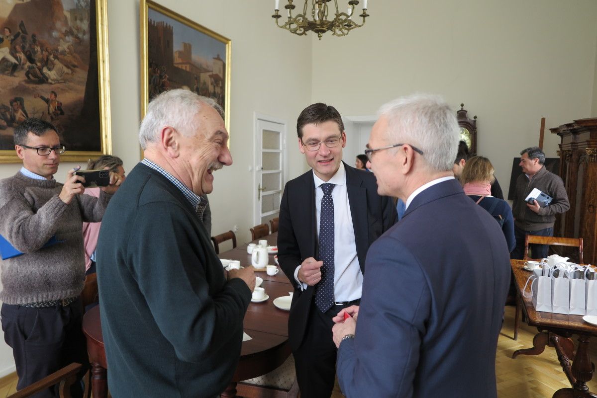 Reunión de los representantes de la Deputación y del Museo Nacional de Poznan