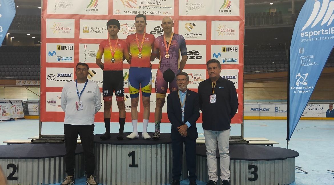 Álvaro Navas, do Supermercados Froiz, campión de España de ciclismo en pista