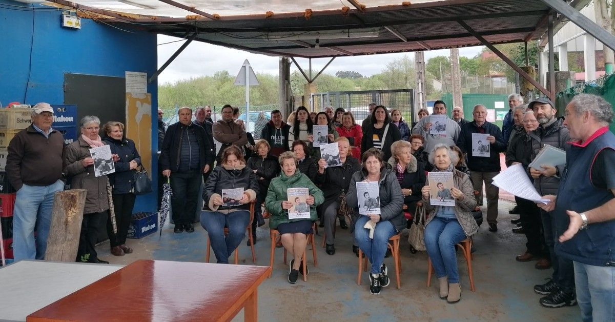 Vecinos de Moldes en Mourente afectados por el nuevo vial a Montecelo