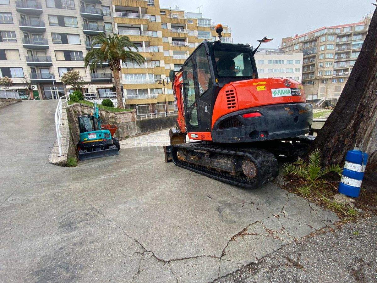 Máquina para distribuir arena en Lavapanos
