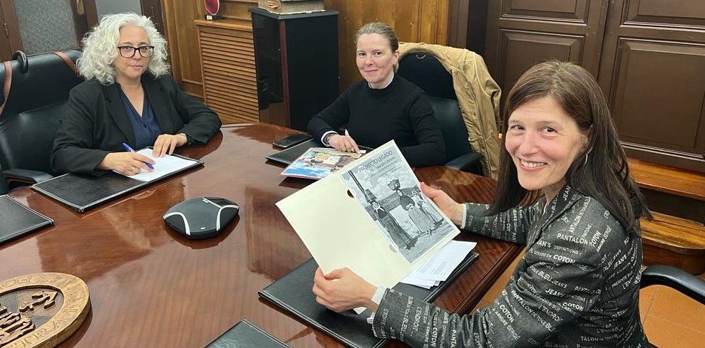 Presentación do obradoiro para celebrar o Día do Libro