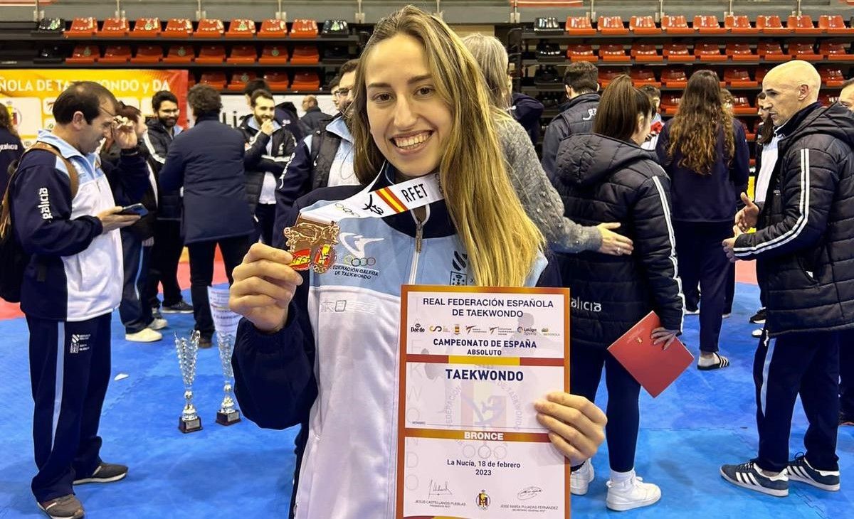 Sara Cortegoso, medalla de bronce no campionato de España de Taekwondo