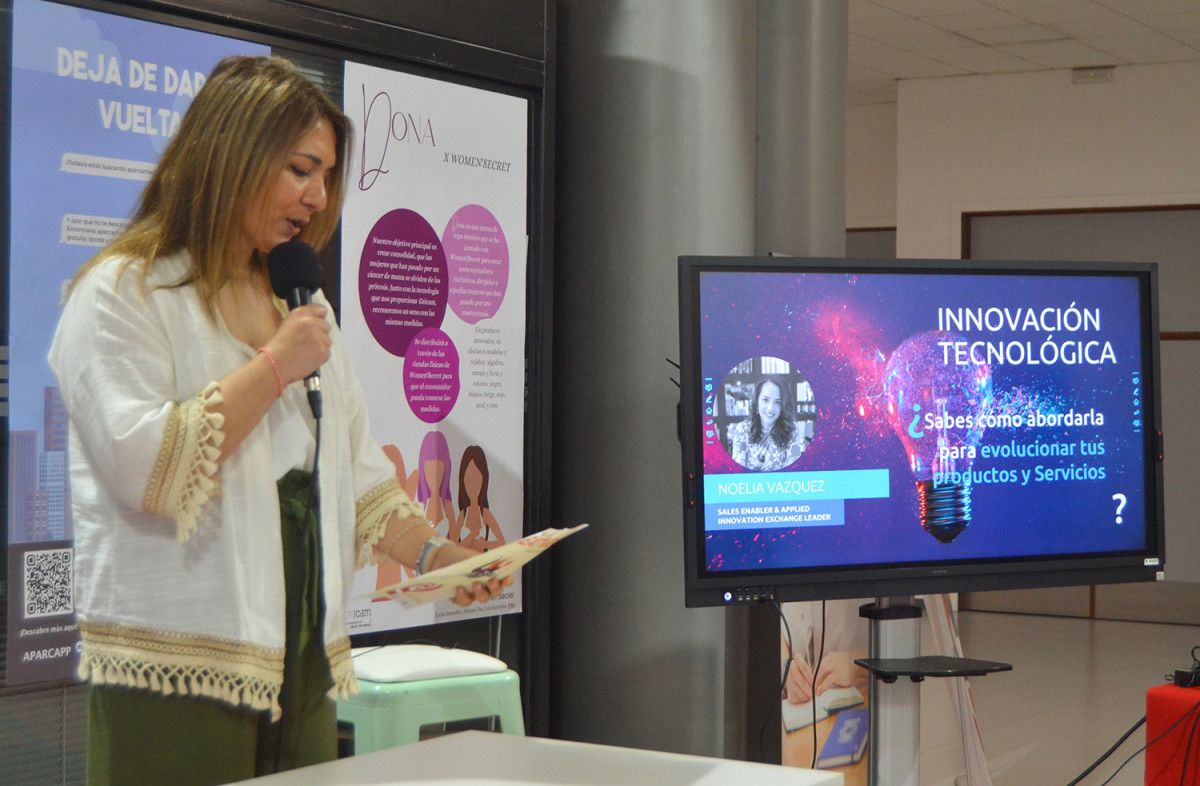 A vicerreitora Eva María Lantarón presentou a programación da Semana da Creatividade e da Innovación 2023