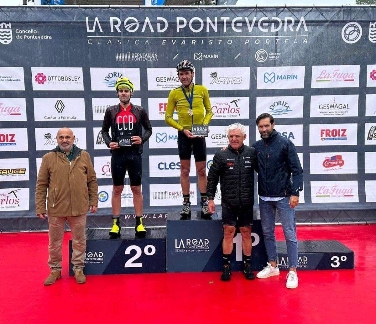Entrega de trofeos da Road Pontevedra 4 Picos