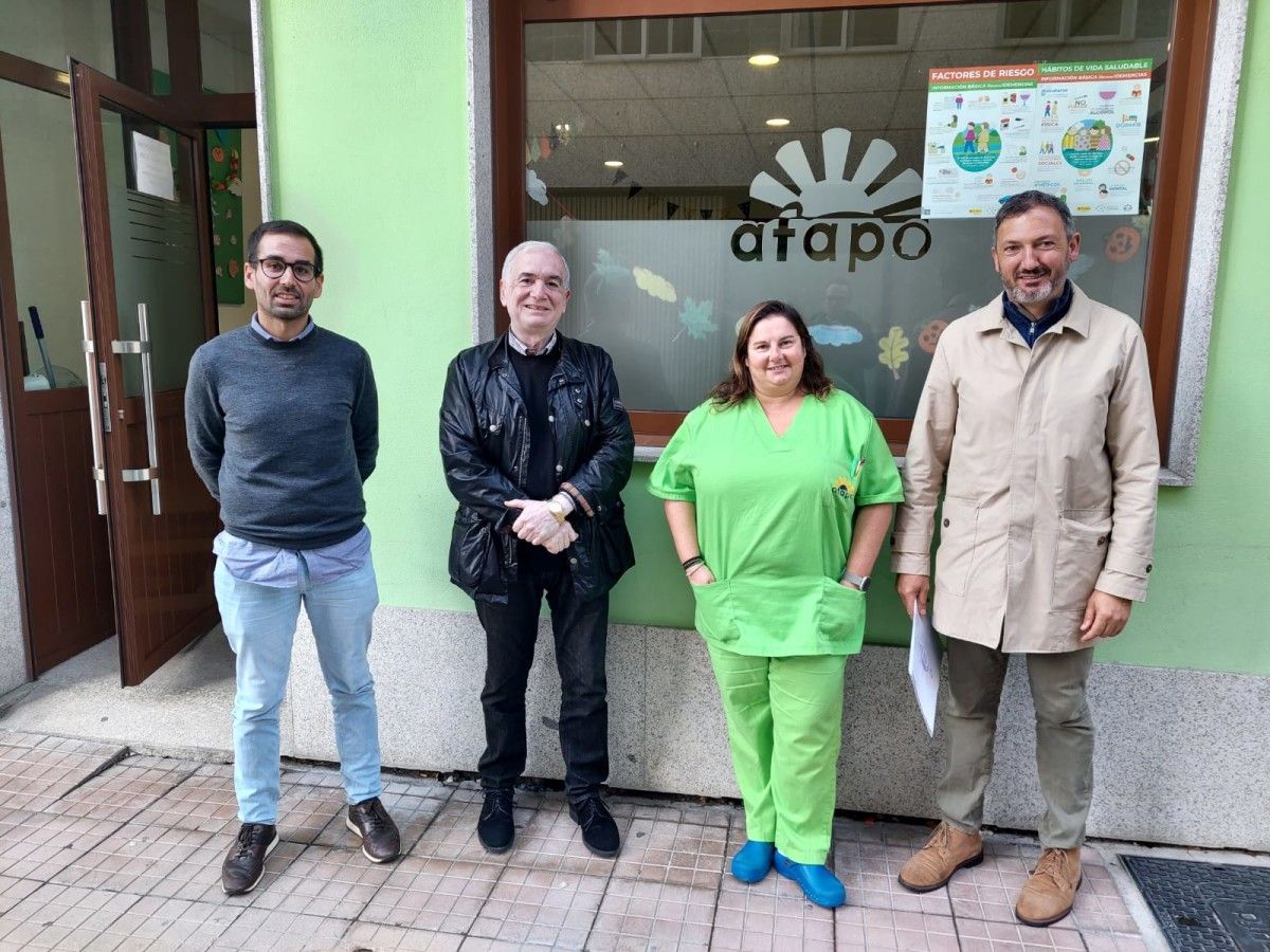 Visita do concelleiro de Benestar Social, Marcos Rey, a usuarios de Afapo