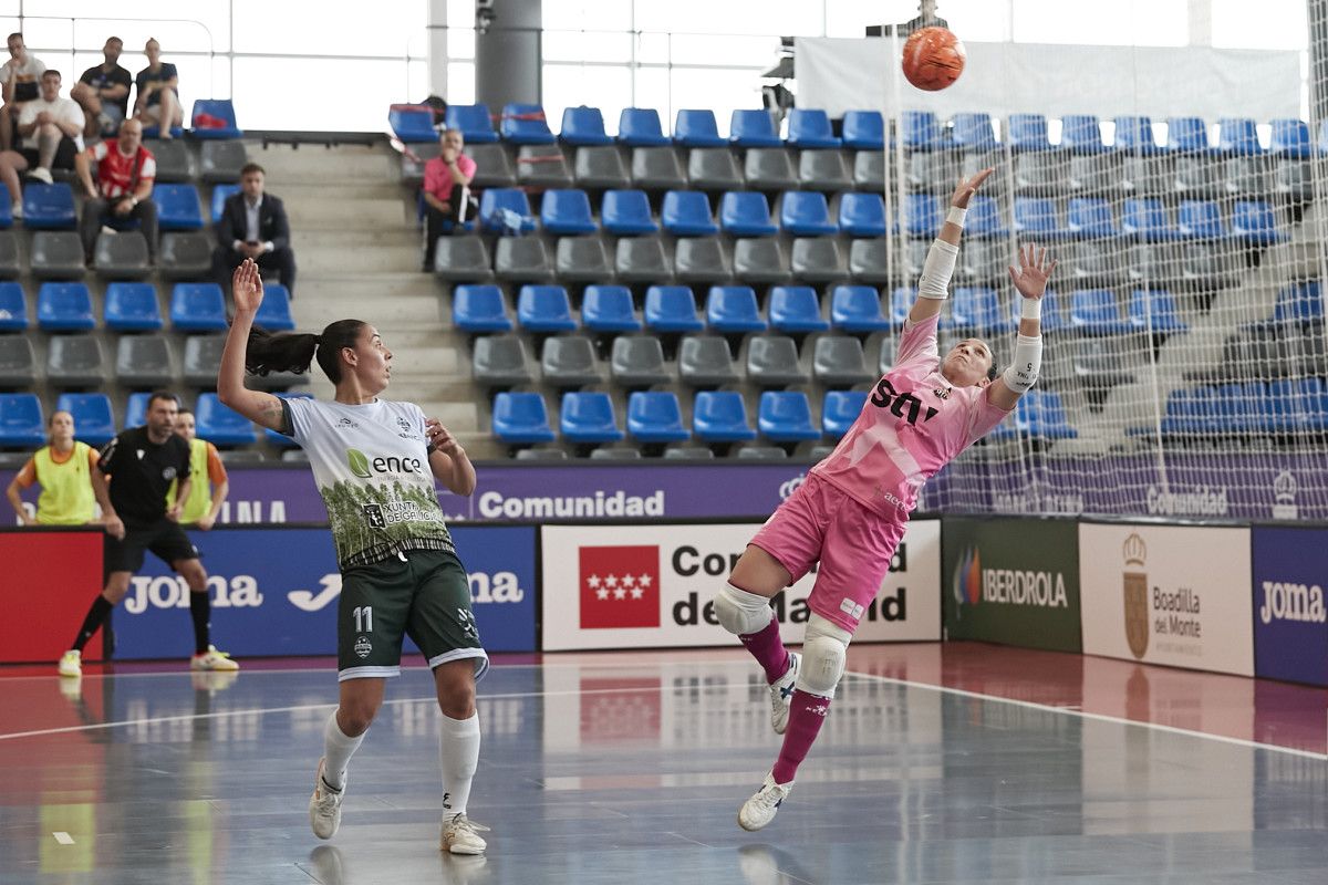 Partido de cuartos de final de Copa da Raíña entre Marín Futsal e STV Roldán