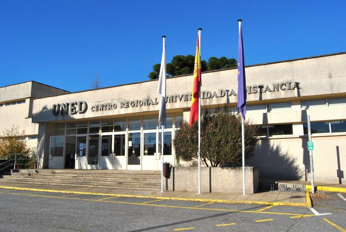 Centro asociado da UNED Pontevedra, en Monte Porreiro