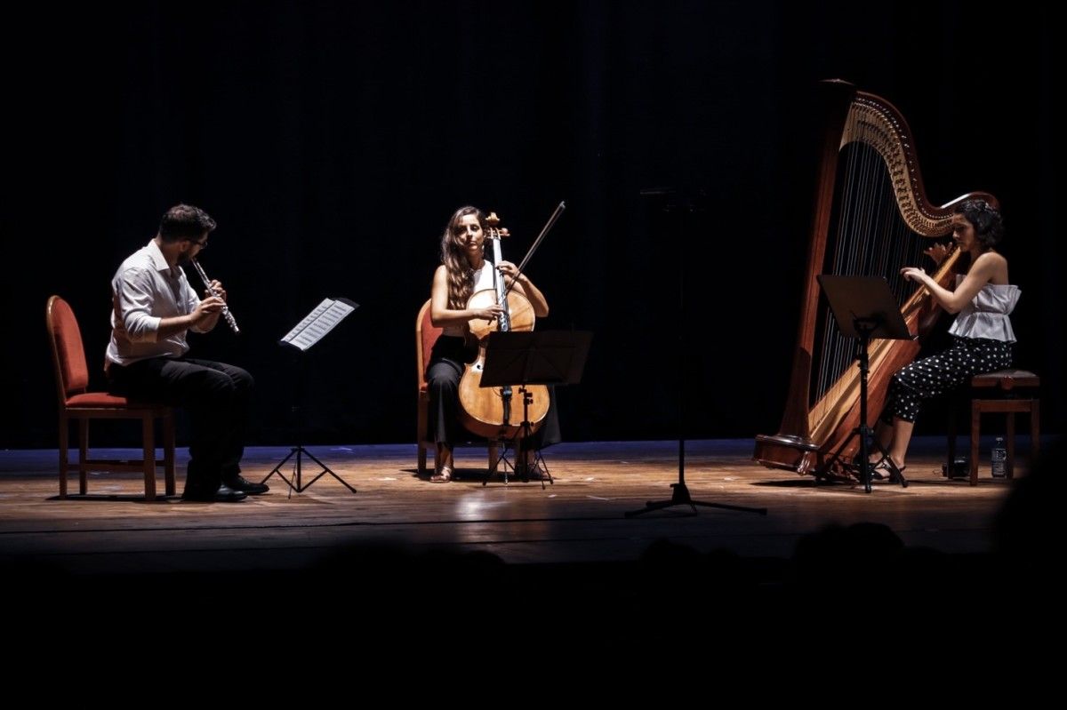 Concerto da arpista Alba Barreiro, a violonchelista Margarida Mariño e o frautista Pablo Díaz Mera 